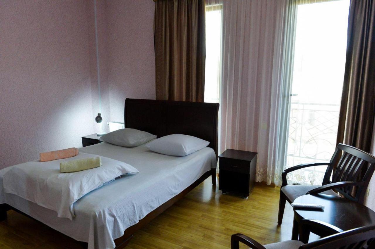 Argopalace Kutaisi Dış mekan fotoğraf