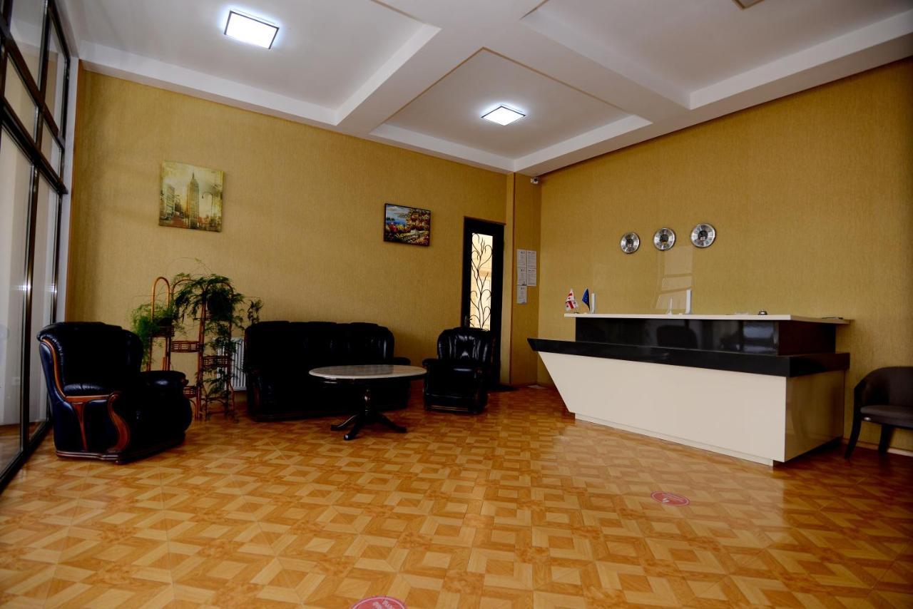 Argopalace Kutaisi Dış mekan fotoğraf